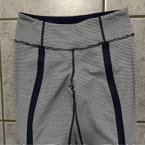 Lululemon Coast To Class Pant Gingham Blue Black White Checkered Leggings | Sz 4 - Picture 4 of 13